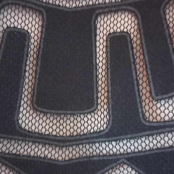 BCBG MAX AZRIA black lace top - Picture 9 of 13